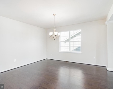 298 Norland Knoll Drive - Photo Thumbnail 5