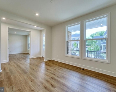 5095 Carter's Crossing Avenue - Photo Thumbnail 4