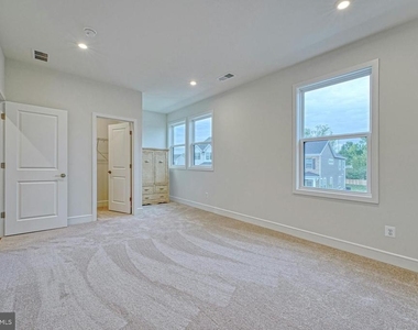 5095 Carter's Crossing Avenue - Photo Thumbnail 36