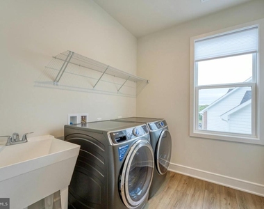 5095 Carter's Crossing Avenue - Photo Thumbnail 37