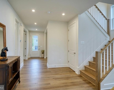 5095 Carter's Crossing Avenue - Photo Thumbnail 2