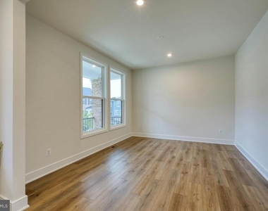5095 Carter's Crossing Avenue - Photo Thumbnail 43
