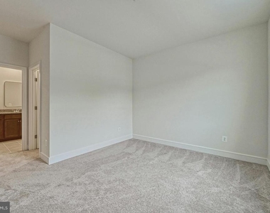 5095 Carter's Crossing Avenue - Photo Thumbnail 33