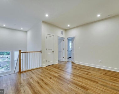 5095 Carter's Crossing Avenue - Photo Thumbnail 19