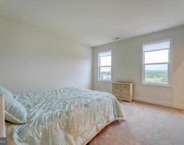 5095 Carter's Crossing Avenue - Photo Thumbnail 45