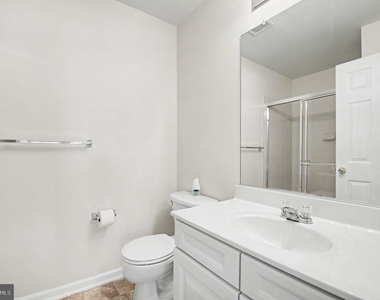 1114 Ellis Avenue - Photo Thumbnail 21