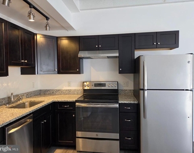 2201 Princess Anne Street - Photo Thumbnail 4