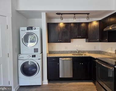 2201 Princess Anne Street - Photo Thumbnail 6