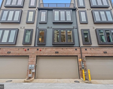 607 Slade Court - Photo Thumbnail 22
