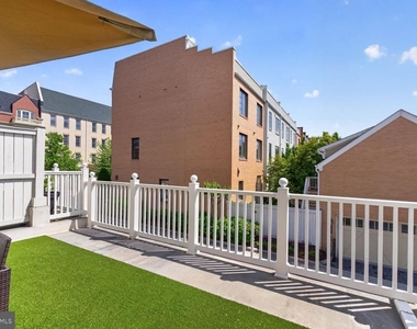 619 E Custis Avenue - Photo Thumbnail 25