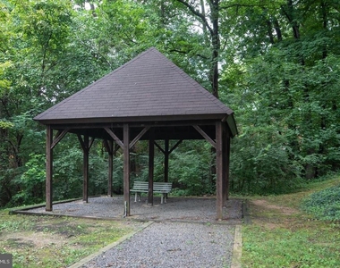 3712 Valley Drive - Photo Thumbnail 46