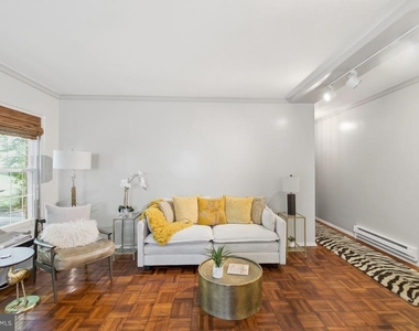 3712 Valley Drive - Photo Thumbnail 5
