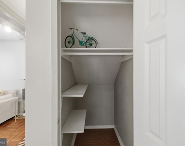 3712 Valley Drive - Photo Thumbnail 10