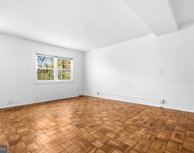 1615 Mount Eagle Place - Photo Thumbnail 11