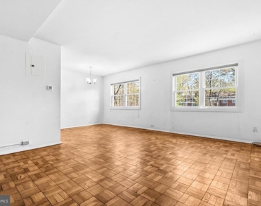 1615 Mount Eagle Place - Photo Thumbnail 12