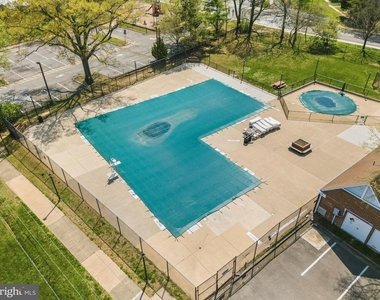 1615 Mount Eagle Place - Photo Thumbnail 28