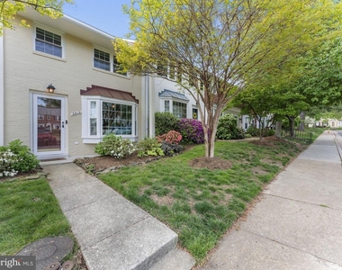 3812 Keller Avenue - Photo Thumbnail 1