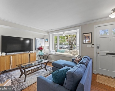 3812 Keller Avenue - Photo Thumbnail 3
