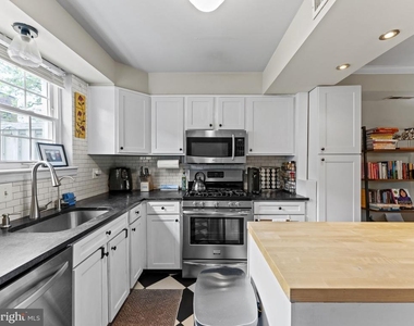 3812 Keller Avenue - Photo Thumbnail 20