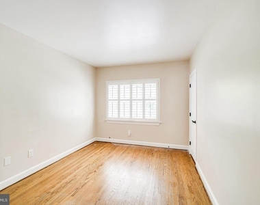 1317 Queen Street - Photo Thumbnail 16