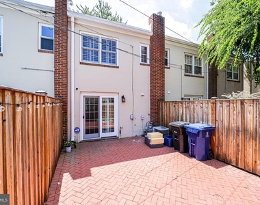 1317 Queen Street - Photo Thumbnail 22