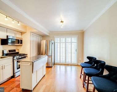 1317 Queen Street - Photo Thumbnail 5