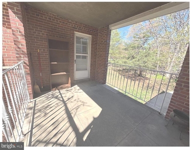106 N George Mason Drive N - Photo Thumbnail 16