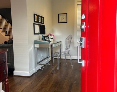 5313 2nd Street N - Photo Thumbnail 2