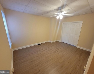 4034 Locust Street - Photo Thumbnail 3