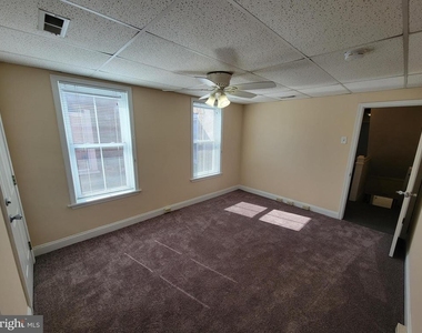 4034 Locust Street - Photo Thumbnail 9