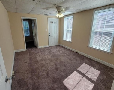 4034 Locust Street - Photo Thumbnail 8