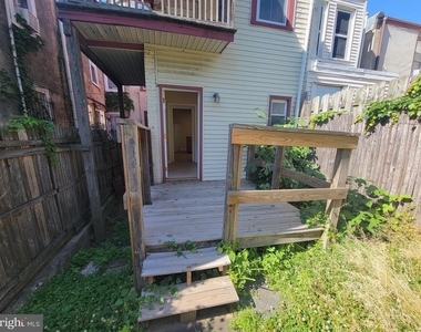4034 Locust Street - Photo Thumbnail 6