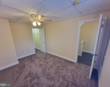 4034 Locust Street - Photo Thumbnail 11