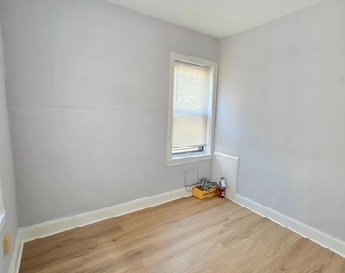3913 Baltimore Avenue - Photo Thumbnail 10
