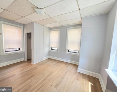 3913 Baltimore Avenue - Photo Thumbnail 6