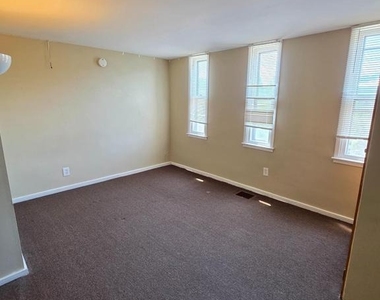 4037 Baltimore Avenue - Photo Thumbnail 13