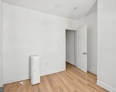 2046 S Norwood Street - Photo Thumbnail 11