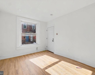 2046 S Norwood Street - Photo Thumbnail 3
