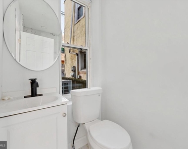2046 S Norwood Street - Photo Thumbnail 6