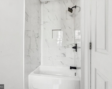 2046 S Norwood Street - Photo Thumbnail 7