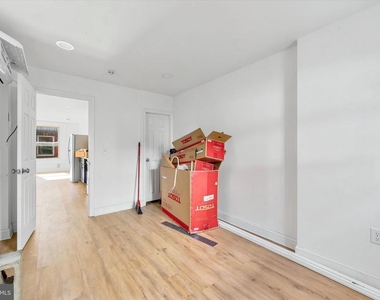 2046 S Norwood Street - Photo Thumbnail 10