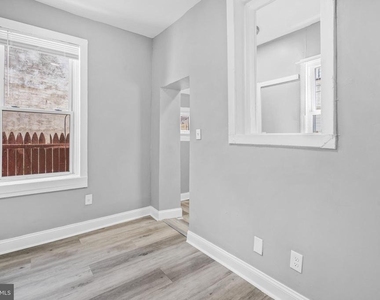 510 E Willard Street - Photo Thumbnail 11