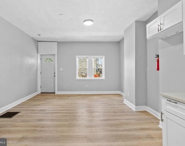510 E Willard Street - Photo Thumbnail 3