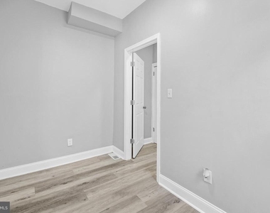510 E Willard Street - Photo Thumbnail 10