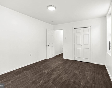 3316 Kensington Avenue - Photo Thumbnail 9