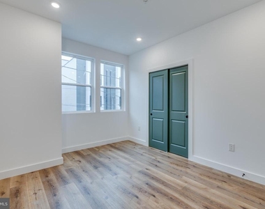 2360 N 6th Street - Photo Thumbnail 5