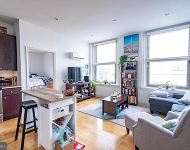 427 Monroe Street - Photo Thumbnail 3