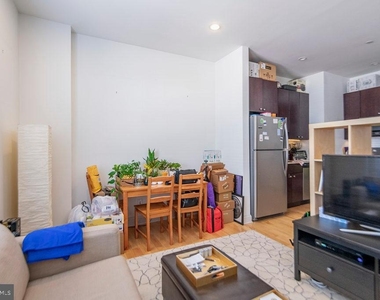 427 Monroe Street - Photo Thumbnail 2