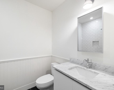 1801 N Howard Street - Photo Thumbnail 10