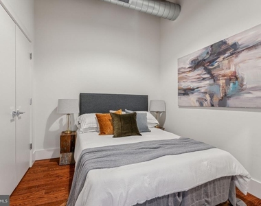 1801 N Howard Street - Photo Thumbnail 9